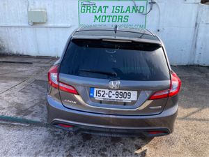 Honda Jade 1.5 HYBRID X MODEL AUTOMATIC - Image 3