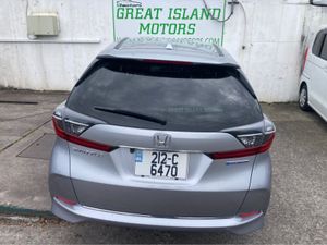 Honda Shuttle 1.5 Petrol Hybrid Automatic - Image 3
