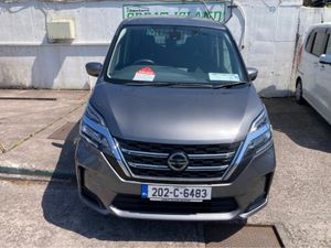Nissan Serena 2.0 Petrol Hybrid 8 Seater Automatic - Image 4