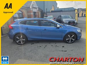 Volvo V40 2.0 D2 R-DESIGN 120BHP""PAN ROOF"" - Image 4