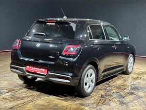 Suzuki Swift NEW MODEL - 1.2 HYBRID AUTOMATIC - Image 4