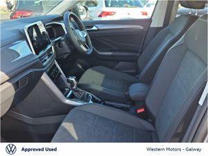 Volkswagen T-Roc Edition 75  Winter Pack  17  All - Image 4