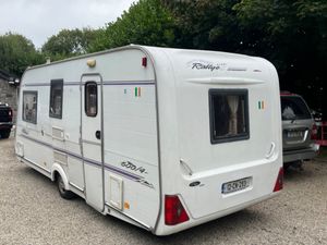Compass Rallye 4 Berth NEEDS TLC Caravan - Image 2