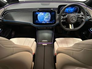 Mercedes-Benz E-Class E300 DE AMG Edition - Image 4