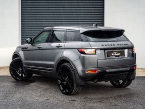 Land Rover Range Rover Evoque Evoque ED4 SE Tech - Image 2