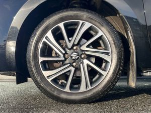 Suzuki Swift 1.2 DUALJET HYBRID SZ-L - Image 4
