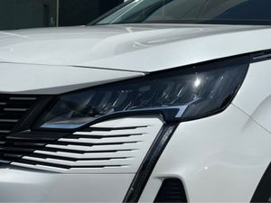 Peugeot 3008 ACTIVE PREMIUM + B-H - Image 3