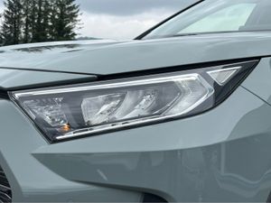 Toyota RAV4 DESIGN HEV 4X2 CVT VVT-I - Image 3