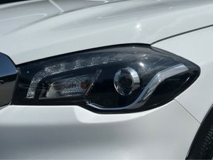 Suzuki SX4 S-Cross MAGYAR C 1.0 BOOSTERJET SZ-T AT - Image 3