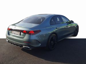 Mercedes-Benz E-Class E300de Amg--panoramic Sunro - Image 3