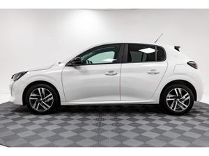 Peugeot 208 Active 1.2 Petrol 75HP - Image 4