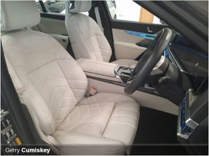 BMW i7 Xdrive 60 M Sport - Image 4