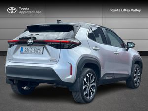 Toyota Yaris YARIS CROSS LUNA SPORT AUTO - Image 2