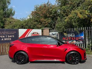 2023 Tesla Model Y Long Range Dual Motor - Image 4