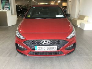 Hyundai i30 N LINE PETROL ** Very Low kms ** - Image 4