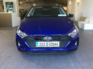 Hyundai i20 DELUXE 2 TONE - 1 Owner - Warranty & A - Image 4