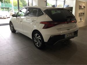 Hyundai i20 DELUXE PLUS - Image 3