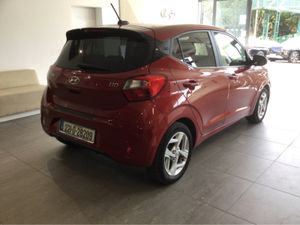 Hyundai i10 DELUXE 1.0 Petrol - Reverse Camera & S - Image 2