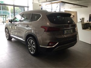 Hyundai Santa Fe 2WD EXECUTIVE PLUS - 7 Seats - Lo - Image 3