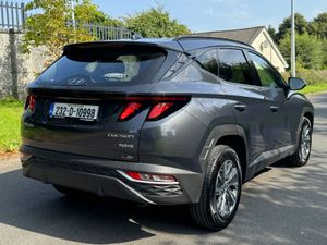 Hyundai Tucson  2WD Comfort Plus HEV 2023 - Image 4
