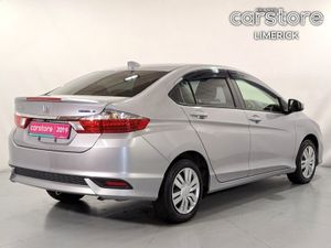 Honda Grace 1.5 Hybrid Auto - Image 3