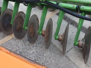 Used Amazone Catros 3003 Disc with Cage Roller - Image 3