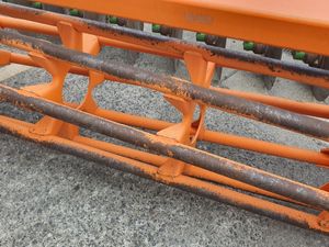 Used Amazone Catros 3003 Disc with Cage Roller - Image 4