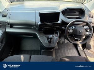Peugeot Partner PRO Plus 1.5 100BHP.  pre-reg - Image 4