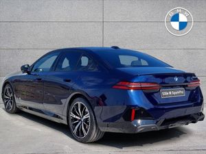 BMW 5 Series 530e M Sport Pro - Image 2