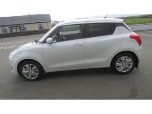 Suzuki Swift 1.0 BOOSTERJET SZ-T 5DR - Image 3