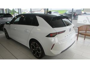 Opel Astra GS 1.2T 130PS PETROL 252 REGISTRATION - Image 3