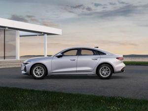 Audi A5 SEDAN 40TDI 204BHP EDITION ONE SE AUTOMATI - Image 4