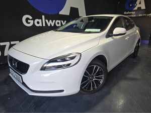 Volvo V40 2.0 D MOMENTUM NAV-FULLY SERVICED - Image 4