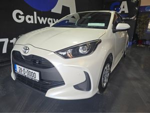 Toyota Yaris X 1.0 AUTOMATIC-67 KM-RR CAMERA- NEW - Image 3