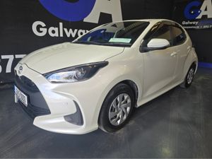 Toyota Yaris X 1.0 AUTOMATIC-67 KM-RR CAMERA- NEW - Image 4
