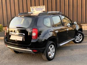Dacia Duster SIGNATURE 4X4  1.5 DCI 110 4 4DR - Image 4
