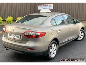 Renault Fluence 1.5 DCI 90 DYNAMIQUE 4 4DR - Image 3