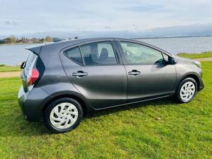 Toyota Aqua SALE NOW ON / €12900 / RARE COLOUR - Image 3