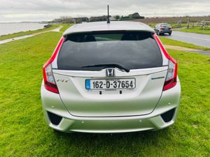 Honda Fit SALE NOW ON / €10700 / AUTO HYBRID - Image 4