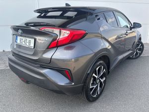 2018 TOYOTA CHR LUNA SPORT HYBRID FSH - Image 2
