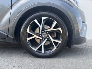 2018 TOYOTA CHR LUNA SPORT HYBRID FSH - Image 3