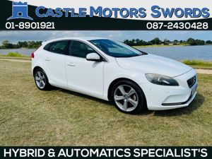 Volvo V40 SALE NOW ON / €11950 / AUTO / FINANCE - Image 2