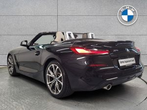 BMW Z4 Sdrive20i Sport - Image 2