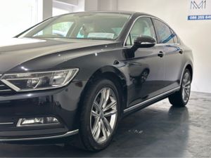Volkswagen Passat HIGHLINE 1.6 TDI MANUAL 6SPEED F - Image 4