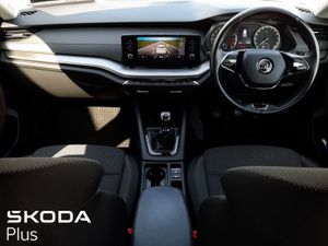 Skoda Octavia Octavia AMB 2.0tdi 115HP - Image 2