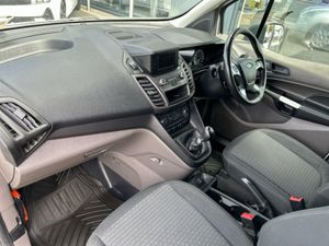 Ford Transit Connect VAN LWB HP TRE TREND 1.5 3 - Image 4