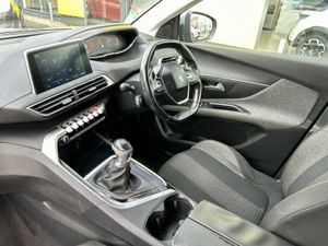 Peugeot 3008 ACTIVE 1.6 BLUE HDI 120 4 4DR - Image 3