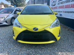 Toyota vitz 2017** hybird low Milage -** - Image 2