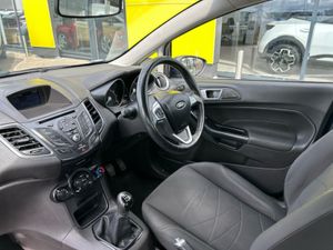 Ford Fiesta ZETEC 1.25 60PS M5 5DR MCA 4DR - Image 3