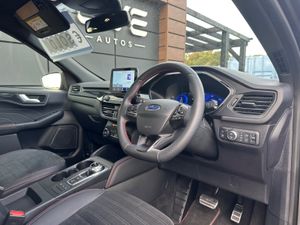 ST Line - PHEV Top Spec - Almost new - Image 2